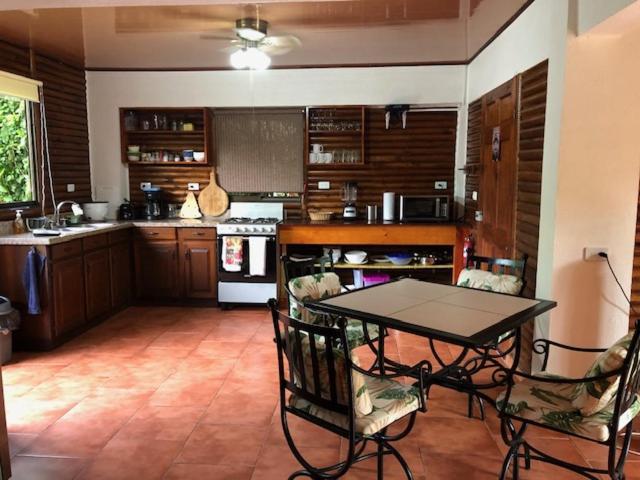 Casa Toucan Mit Privat Pool Near Np Ballena 우비타 외부 사진